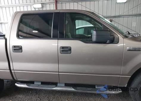 2004 Ford F-150 Fx4/Lariat/Xlt from USA, damaged, VIN 1FTPW14564KA99541